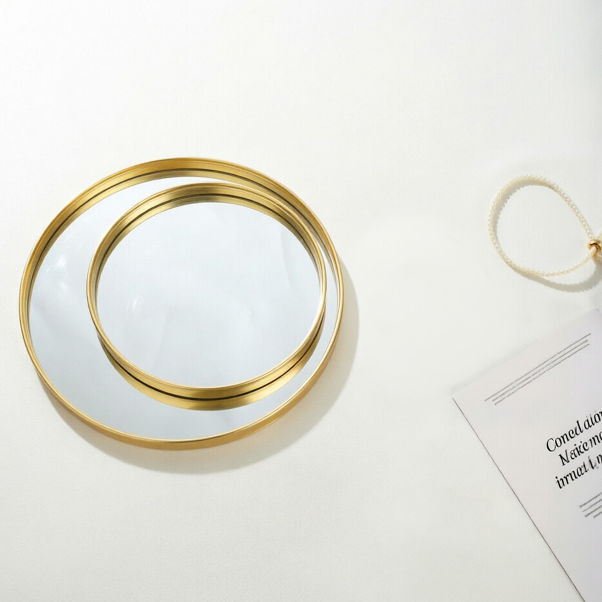 Gold‑Toned Round Mirror Tray,  - Decorative Mirror recension och pris